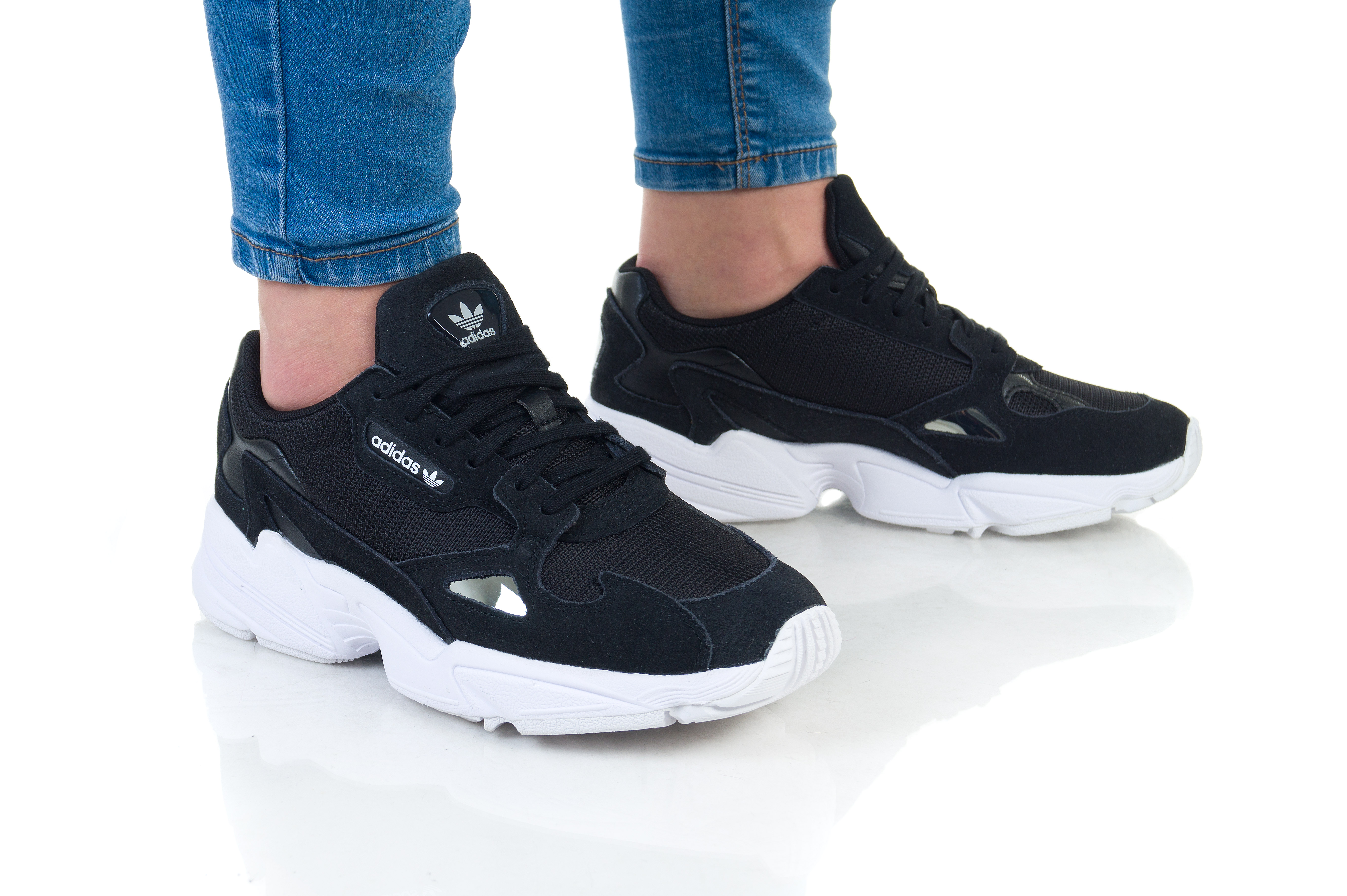 B28129 adidas online falcon