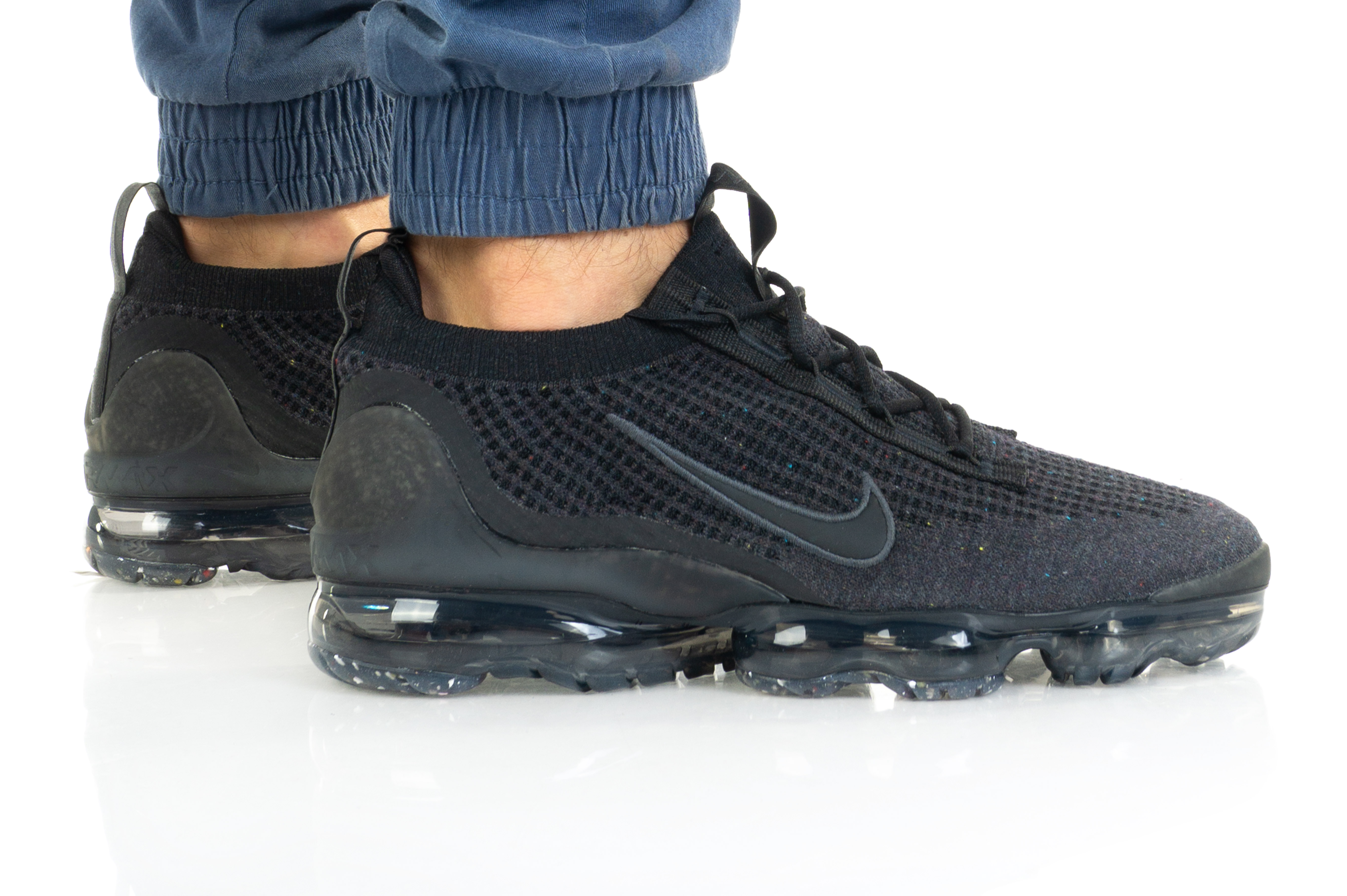 black nike vapormax 2021