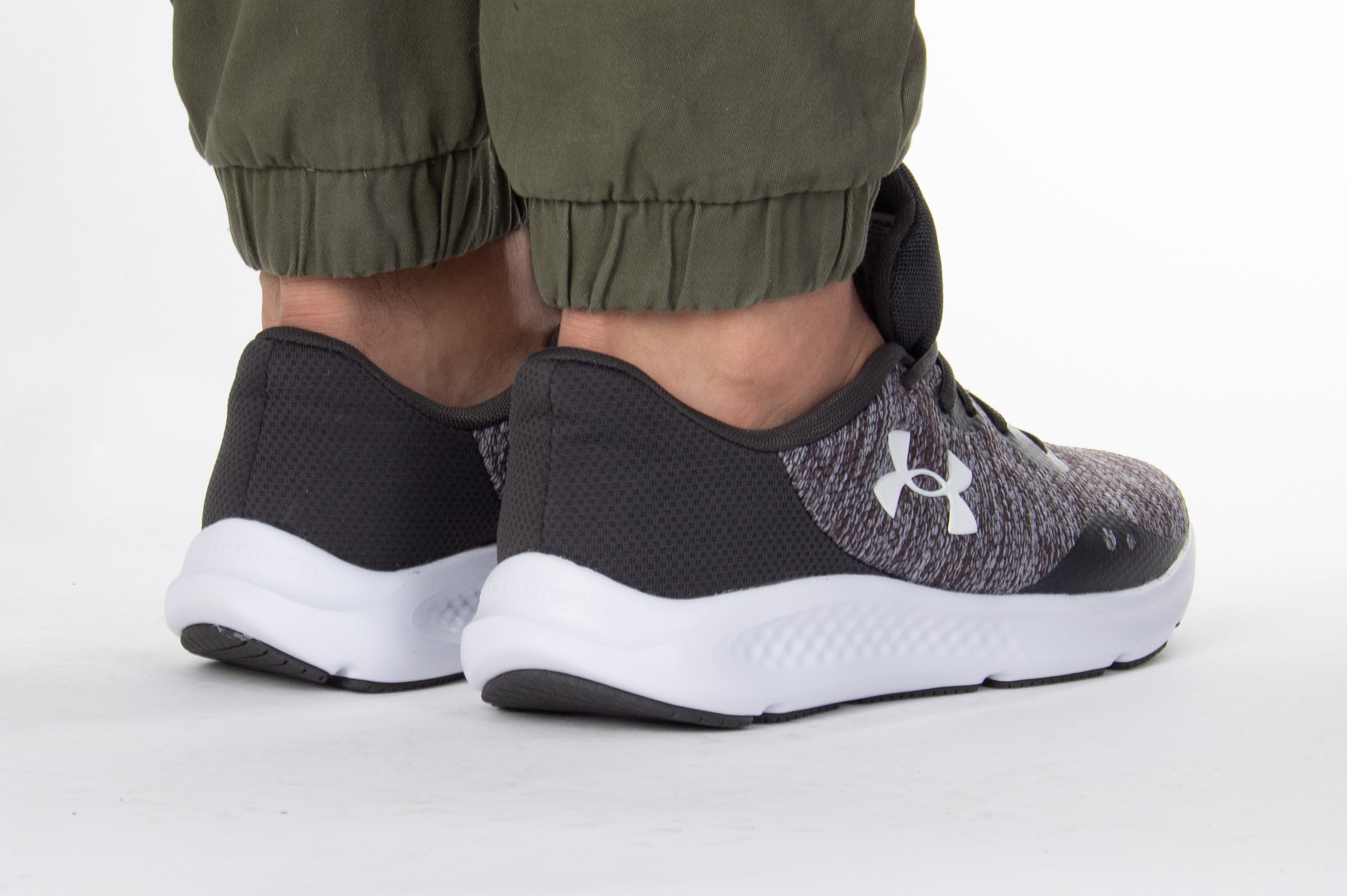 Under armour hotsell pursuit twist